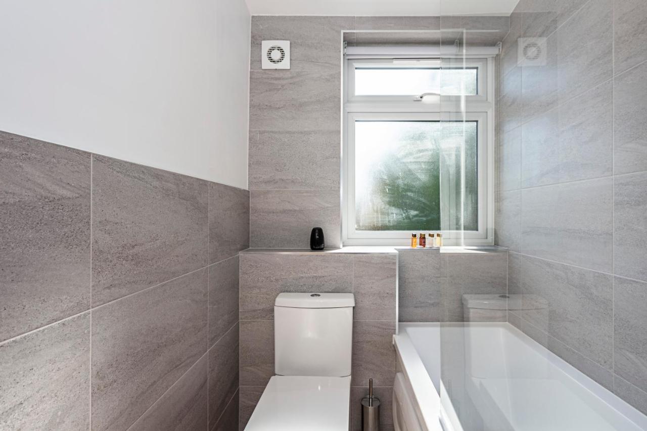 South Woodford 2 Bed En-Suite House Londen Buitenkant foto